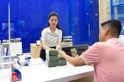 L&atilde;i suất chưa hạ nhiệt, doanh nghiệp gặp kh&oacute;