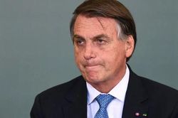 Vì sao cảnh sát khám nhà cựu Tổng thống Brazil Bolsonaro?