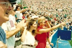 So sánh World Cup 1994 với World Cup 2026: Điều thay đổi bất ngờ nhất là gì?