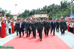 Đoàn đại biểu cấp cao Bộ Quốc phòng Việt Nam kết thúc tốt đẹp các hoạt động giao lưu tại Lào