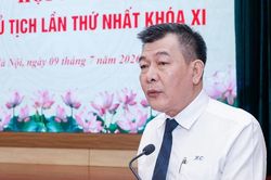 Tiếp tục kiện to&agrave;n tổ chức bộ m&aacute;y, đội ngũ c&aacute;n bộ Mặt trận, c&aacute;c tổ chức ch&iacute;nh trị - x&atilde; hội, hội quần ch&uacute;ng