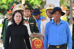 Phó Chủ tịch nước dự lễ truy điệu, an táng 235 hài cốt liệt sĩ tại An Giang