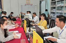 Huế dự chi hơn 25 tỷ đồng hỗ trợ c&aacute;n bộ, vi&ecirc;n chức đi l&agrave;m xa