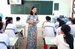 Giảm biên chế quản lý giáo dục không cần thiết, ưu tiên giáo viên đứng lớp