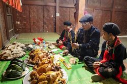 Không để văn hóa nằm trong tủ kính: Cách người Dao giữ hồn dân tộc