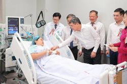 Thủ tướng: X&acirc;y dựng hệ sinh th&aacute;i y tế hiện đại từ 2 bệnh viện lớn tại Ninh B&igrave;nh