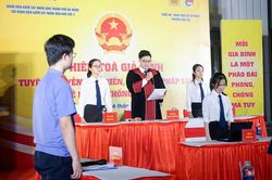 Tuổi trẻ VKSND Đà Nẵng tuyên truyền Nghị quyết 205 bằng phiên tòa giả định