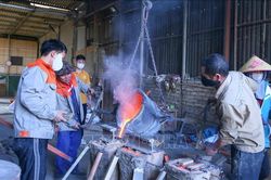 Làng nghề truyền thống bắt nhịp xu hướng số hóa để phát triển