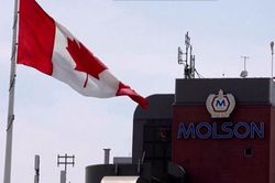 Canada khiếu nại việc áp thuế bổ sung của Mỹ