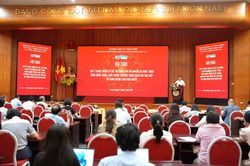 Tổng c&ocirc;ng tr&igrave;nh sư ph&aacute;t triển c&ocirc;ng nghệ chiến lược được đề xuất lương 300 triệu đồng/th&aacute;ng