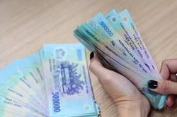 Bộ Nội vụ tiếp tục nghi&ecirc;n cứu, đề xuất nghị quyết mới về cải c&aacute;ch tiền lương