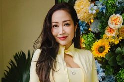 Nghệ sĩ Ốc Thanh Vân cùng 3 con trở lại Úc