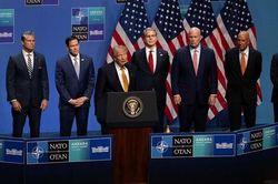 Ông Trump: Hội nghị thượng đỉnh NATO giải quyết nhiều vấn đề then chốt