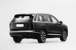 SUV hạng D siêu tiết kiệm xăng, trang bị tiên tiến, giá từ 455 triệu đồng