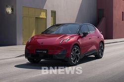 Xe điện, hybrid dẫn sóng thị trường ô tô tháng 7