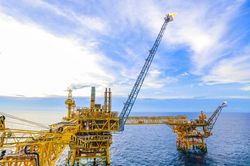 Petrovietnam nộp ng&acirc;n s&aacute;ch 6 th&aacute;ng tăng 27% so với c&ugrave;ng kỳ