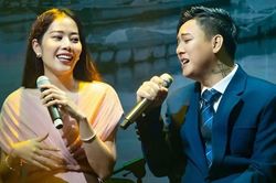 Kh&aacute;n giả ch&uacute;c mừng cho hạnh ph&uacute;c của Nam Em v&agrave; Ho&agrave;i L&acirc;m