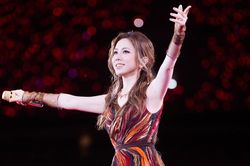 Hủy ba đêm concert do bão, Đặng Tử Kỳ có hành động ghi điểm tuyệt đối