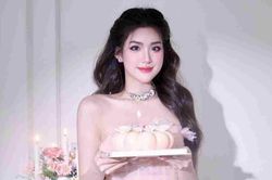 Vẻ đẹp không thể trộn lẫn ở vùng đất sinh ra Hoa hậu Phương Oanh