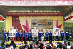 Chung tay đẩy lùi thuốc lá điện tử trong môi trường học đường