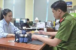 Bán thực phẩm chức năng giả 'tăng cường bản lĩnh đàn ông', cô gái bị khởi tố