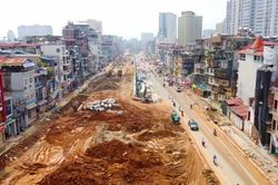 Hình ảnh Vành đai 1 đoạn Hoàng Cầu - Voi Phục sắp thông xe toàn tuyến