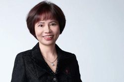 Tân Phó Chủ tịch VPBank Phạm Thị Nhung: 1 thập kỷ gắn bó với ngân hàng, từng lãnh đạo nhiều công ty trong hệ sinh thái
