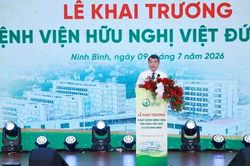 Thủ tướng L&ecirc; Minh Hưng dự Lễ khai trương Bệnh viện Hữu nghị Việt Đức v&agrave; thăm Bệnh viện Bạch Mai cơ sở Ninh B&igrave;nh
