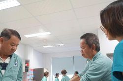 Tìm lại nhịp sống nhờ hoạt động trị liệu