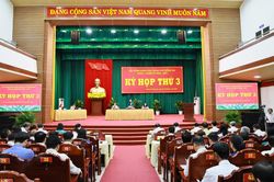Tiếp tục ngày làm việc thứ hai Kỳ họp thứ 3 HĐND thành phố: Chất vấn nhiều vấn đề cử tri quan tâm
