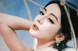 Châu Tinh Trì giúp Địch Lệ Nhiệt Ba đổi đời
