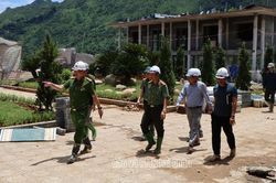 Kiểm tra tiến độ xây dựng Trường Phổ thông nội trú liên cấp Tiểu học và THCS Pa Tần