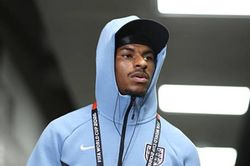 MU sẵn sàng chia tay Marcus Rashford, Juventus đàm phán mua Emiliano Martinez