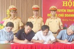 Xây dựng văn hóa giao thông an toàn, văn minh