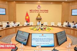 Bộ Công Thương họp chuyên đề về xây dựng pháp luật, triển khai nhiệm vụ trọng tâm trong Quý III