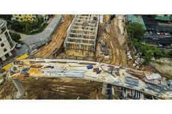 Hà Nội: Rào chắn nhiều đoạn đại lộ Thăng Long để thi công nút giao Vành đai 3,5