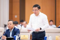 Sửa Luật Dầu kh&iacute;: Tạo sự minh bạch, ph&ograve;ng chống l&atilde;ng ph&iacute;