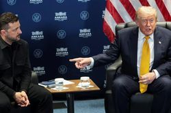 Tổng thống Trump hứa cho phép Ukraine sản xuất tên lửa Patriot
