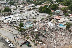 Tình người giữa tâm chấn Venezuela