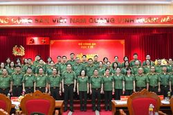 Đảm bảo hiệu quả c&ocirc;ng t&aacute;c y tế v&agrave; bảo vệ m&ocirc;i trường trong CAND