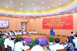 Khen thưởng thành tích đổi mới sáng tạo trong khối văn hóa - xã hội