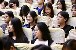 Trường Đại học Sư phạm Hà Nội công bố điểm sàn xét tuyển 2026
