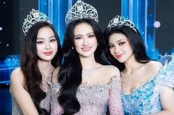 Clip 15 gi&acirc;y bắt trọn v&ograve;ng eo thon v&agrave; sắc v&oacute;c quyến rũ của 4 mỹ nh&acirc;n Sen V&agrave;ng