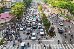 Cận cảnh hai tuyến đường Hà Nội dự kiến phân luồng đảo chiều giảm ùn tắc