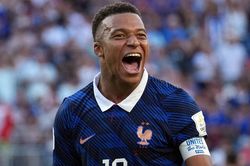 Thống k&ecirc; đ&aacute;ng ch&uacute; &yacute; trận Ph&aacute;p vs Morocco: Mbappe, Olise b&ugrave;ng nổ b&agrave;n thắng