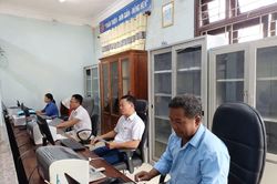 Huế chi hơn 25 tỷ đồng hỗ trợ c&aacute;n bộ đi l&agrave;m xa sau sắp xếp bộ m&aacute;y