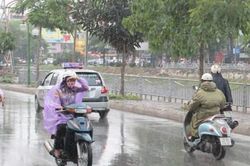 Bắc Bộ mưa rào và dông, khả năng xảy ra lốc, sét