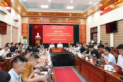 Khởi tố một Ph&oacute; hiệu trưởng vụ điểm thi cao bất thường ở Tuy&ecirc;n Quang