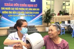Phường Việt Hưng n&acirc;ng chất lượng chăm s&oacute;c sức khỏe nh&acirc;n d&acirc;n từ y tế cơ sở