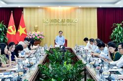 Bộ Ngoại giao chủ trì rà soát, đôn đốc thực hiện các cam kết, thỏa thuận quốc tế